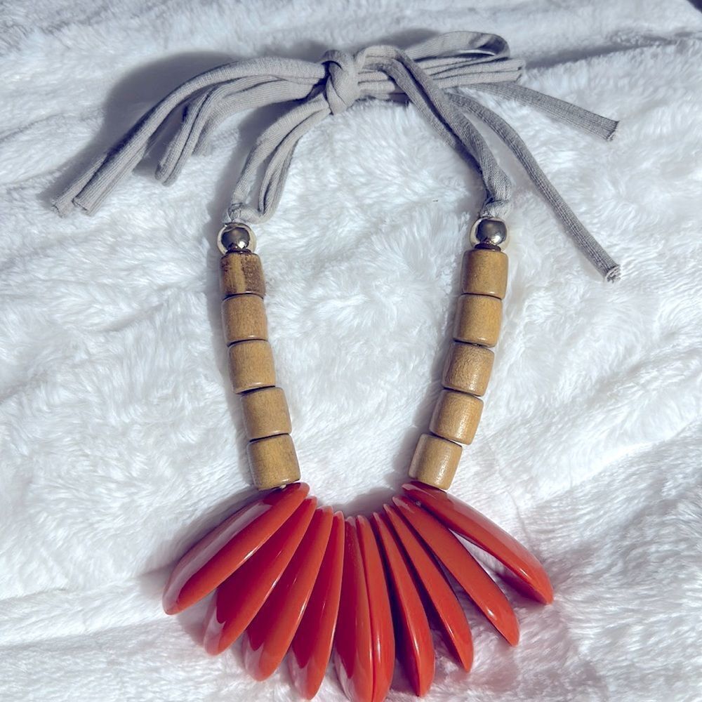 Anthropologie Orange Oversized Lucite And Wood Beaded Tie Necklace